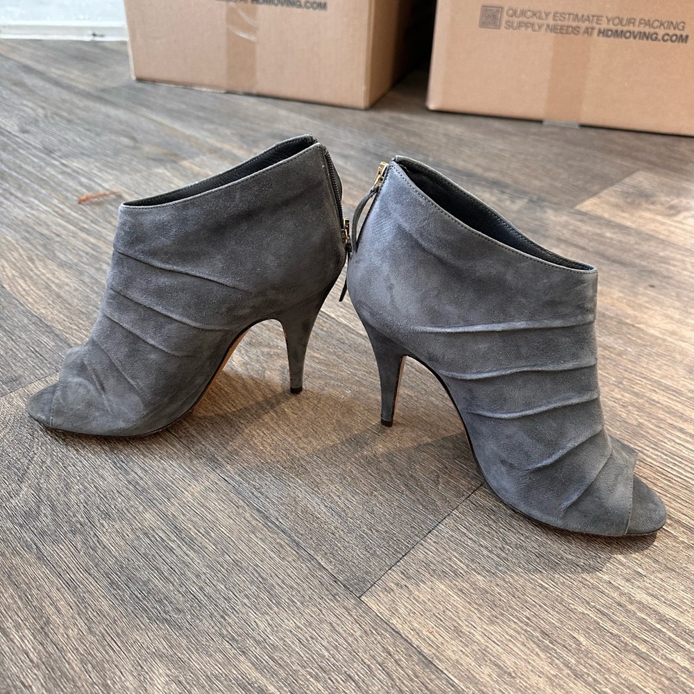 Moschino ankle booties size 6